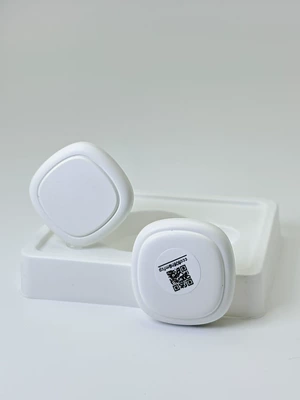 Car Gps Tracker, GPS Locator - c2-magnetic-square-white