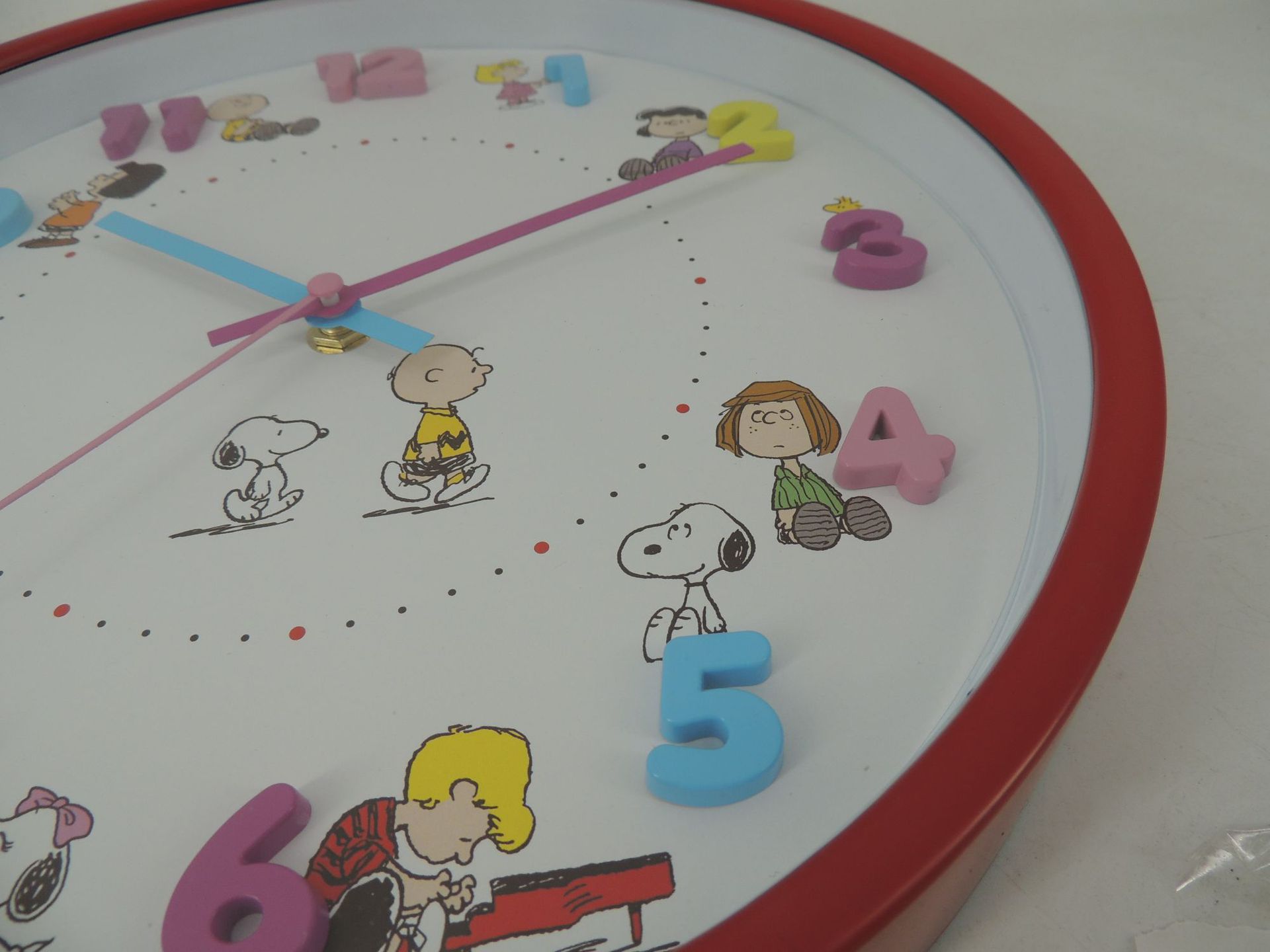 Reloj infantil creativo de 12 pulgadas con números 3D coloridos - Varios colores - Venta directa de fábrica Willie - Alta demanda