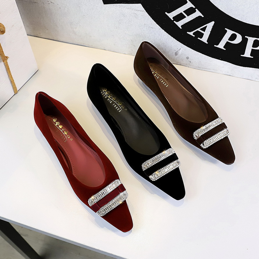 3685-K76 French-style Elegant Rhinestone Buckle High-end Plush Pointed Toe Shallow-cut Stylish Wedge Heel Women's Shoes_vogvips.com
