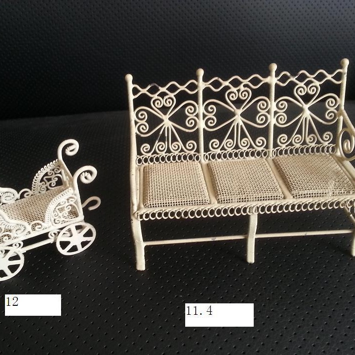 跨境热销铁线工艺品定制铁艺品铁线花插铁艺花插全金属工艺品
