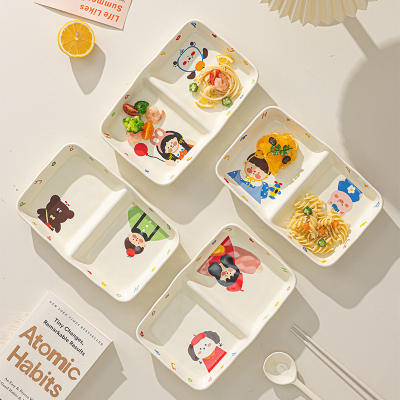 Una familia de cuatro padres e hijos, plato dividido, juego de vajilla de cerámica, regalo para el hogar, plato de color bajo vidriado, plato de desayuno lindo