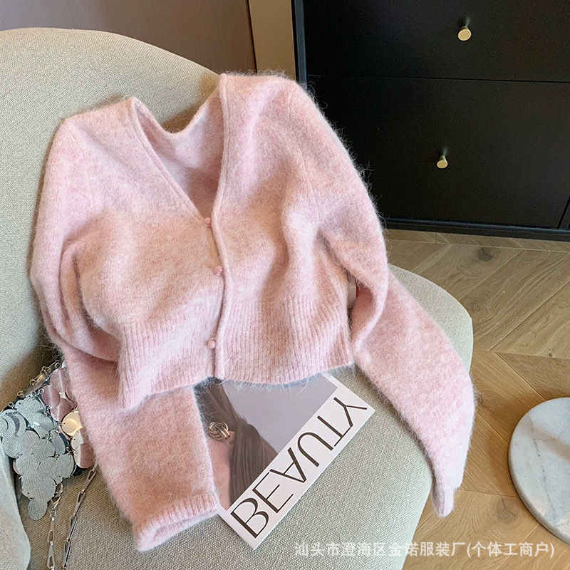 Early spring Puyuan new pink mohair V-neck soft glutinous sweater thickened gentle age-reducing loose knitted cardigan
