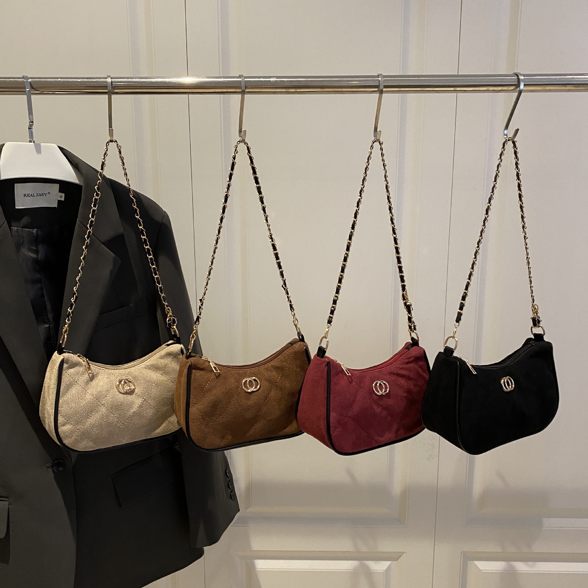Retro Chain Ring Bag