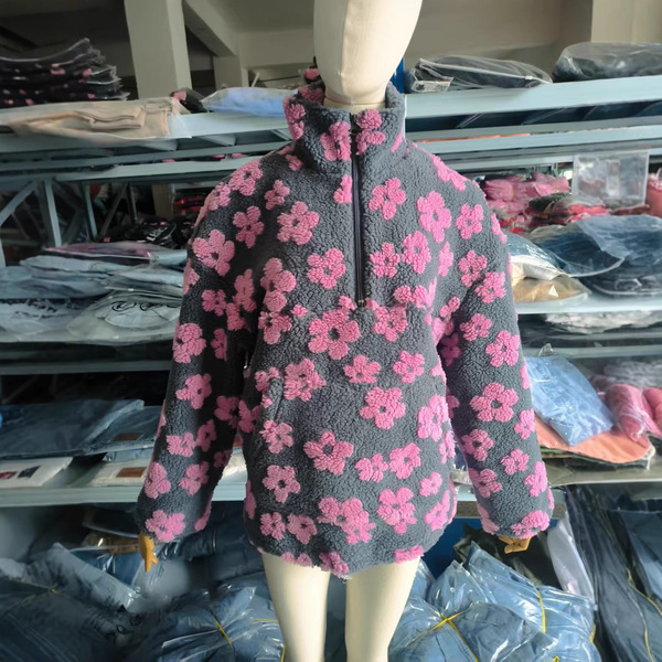 autumn fashionable sweatshirt with zipper