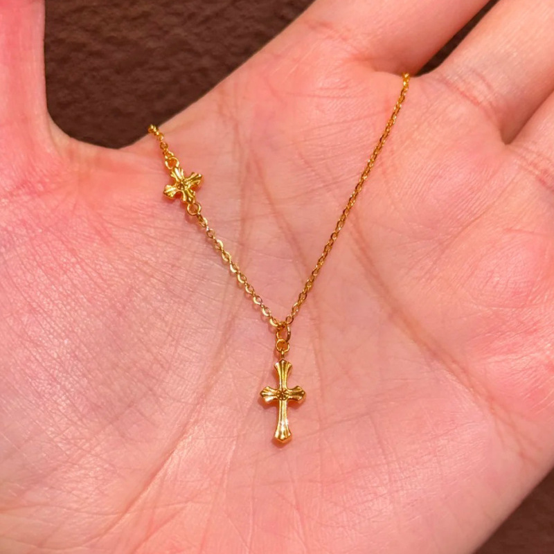 S925シルバーに本金メッキを施した十字架ネックレス、女性用、シンプルで個性的、高級感、軽やかなラグジュアリー、多用途、鎖骨チェーン|undefined
