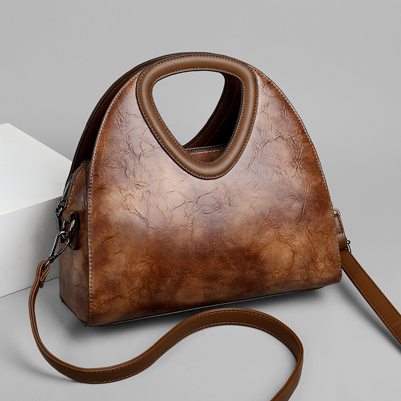 Bolso de las mujeres 2023 nuevo bolso retro europeo y americano nicho diseño Moda gran capacidad bolsa de mensajero