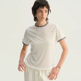 女式毛呢外套;女式针织衫;其他短外套