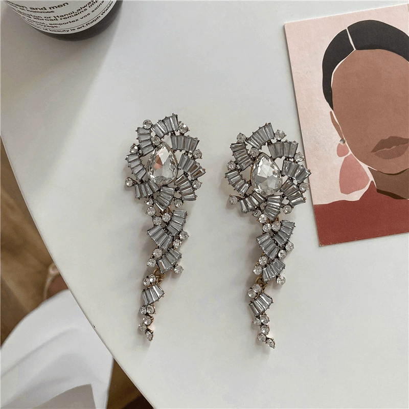 Сет earrings с кисточками в стиле античности, модный универсальный ноготь sequins, французский стиль, стиль легкой роскоши