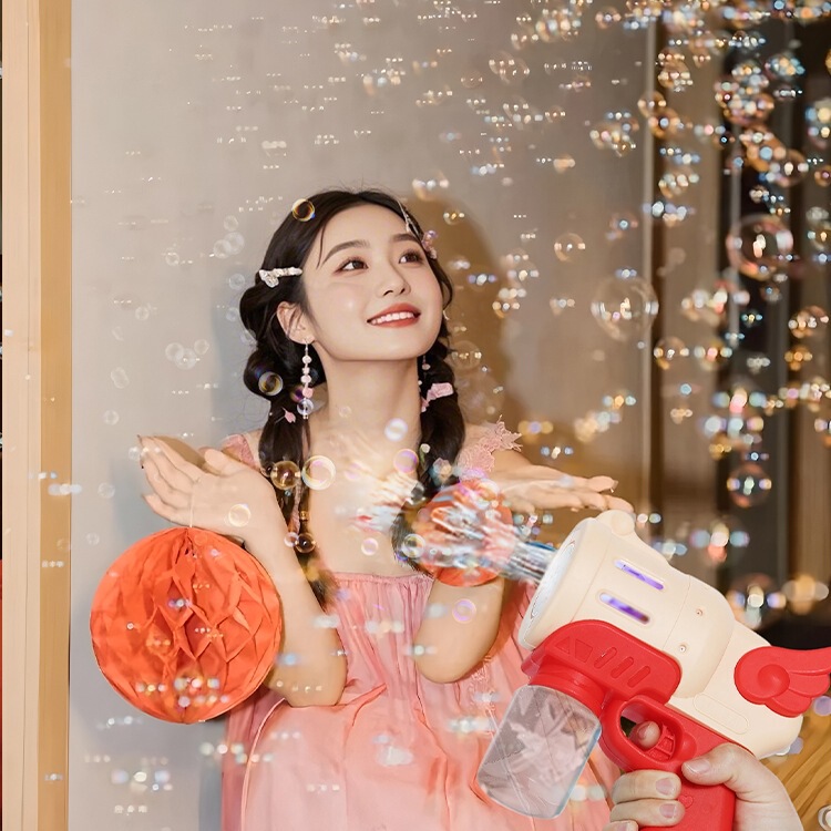 Wedding Photo-Taking Artifact Bubble Machine, Romantic, Creative, Cool and Good-Looking, Special Bride Morning Photo Props for Wedding