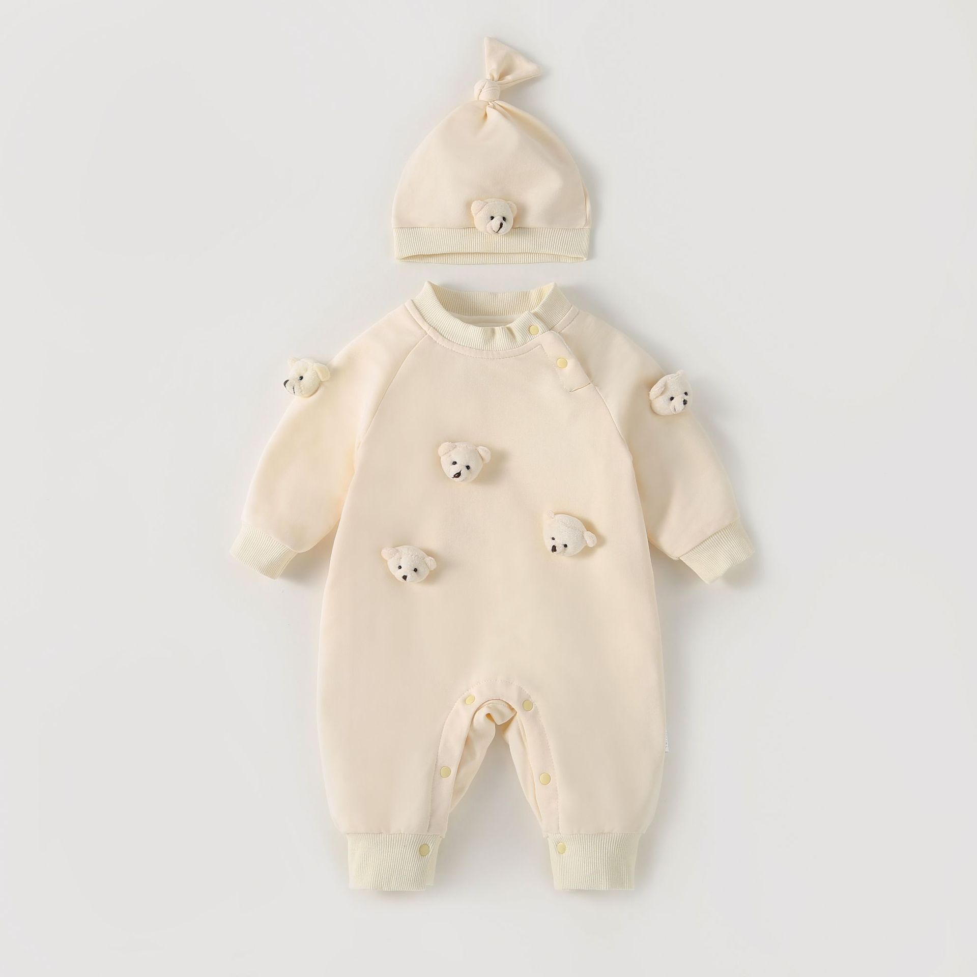 Bebé ropa de salida de invierno estilo coreano forrado de lana engrosada vaina bebé otoño e invierno cálido suéter salida mameluco