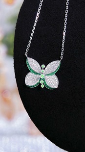 18K Gold Fine Jewelry Shiny Full Diamond Tsavorite Necklace Jewelry Jewelry Tiktok Wholesale Generation Fat