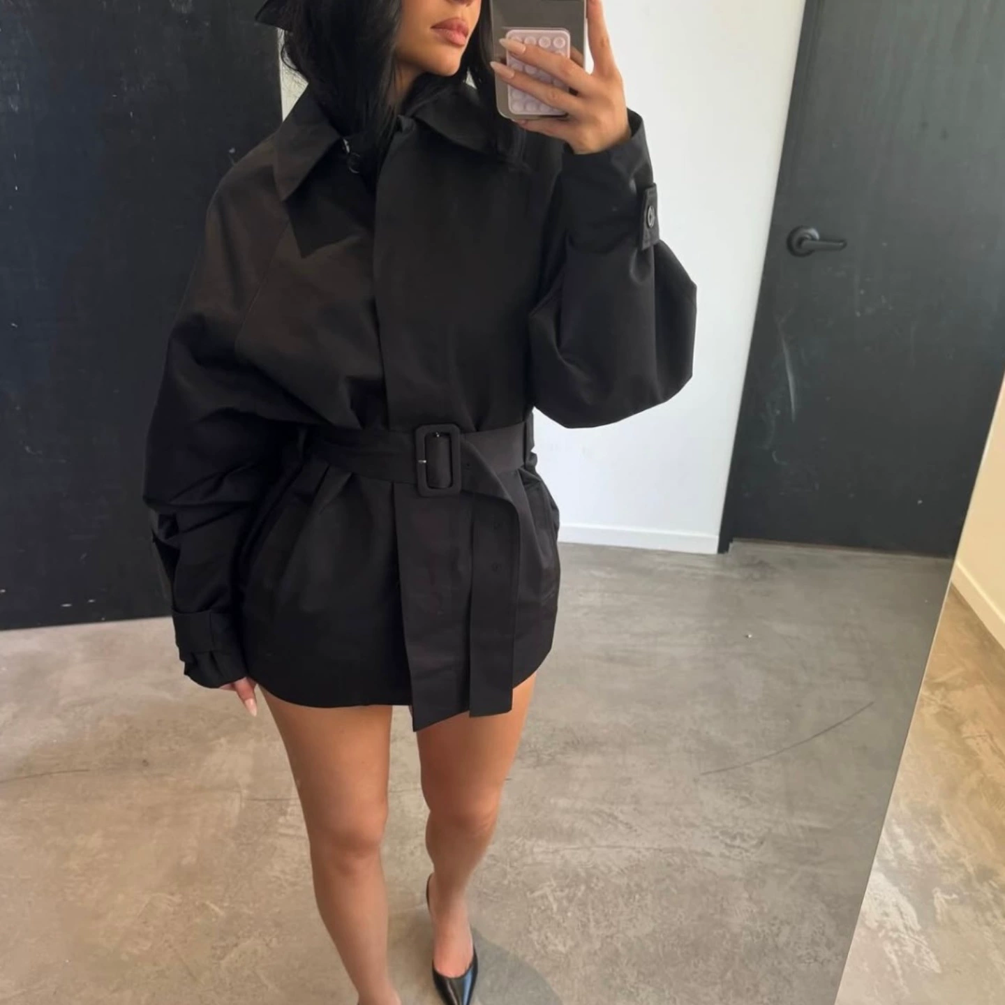 То же стиль, что и Kylie~KHY x HYDRA совместное lace-up талия короткая ветровка с темпераментной лацканной курткой для женщин