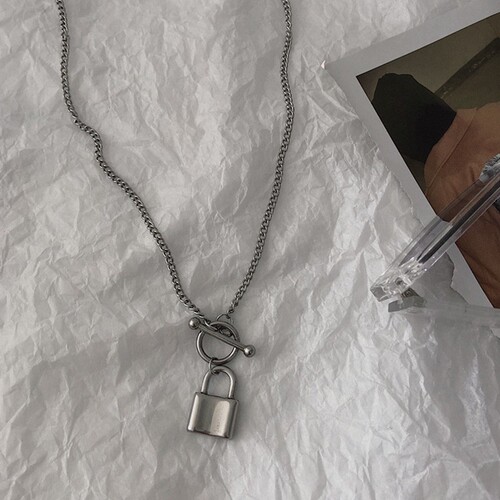 Ins Fashion Necklace Retro Punk Key Lock Necklace for Men and Women Trendy Simple and Versatile Personality Couple Necklace