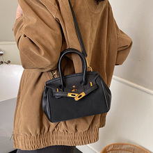 �߼��Џ͹Űٴ�ĥɰ�����K�����Ů�羳�¿�͹���֦�y�μ�б���