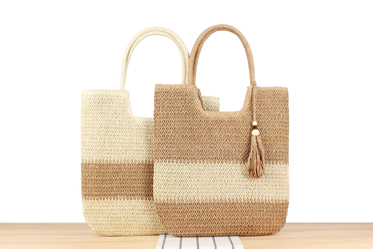 New Styles of Handbags 2024, Woven Bags for Summer Seaside Travel, New Versatile Large-capacity Tote Bags, Fashionable and Popular Women's Bags._voghion.com