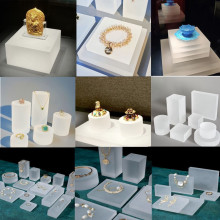 亚克力板磨砂装饰品摆台首饰品直播底座方块垫板透光加厚圆柱展示