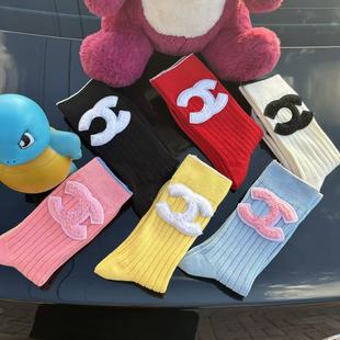 Socks women's online popular outdoor wear labeling decorative socks European small fragrance style double needle two-way pile socks women's socks wholesale