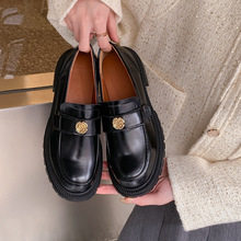 ���ы�ͬ��ɽ�軨��ט���ЬŮ�A�^һ�_�Ŵָ�СƤЬӢ���LŮЬ