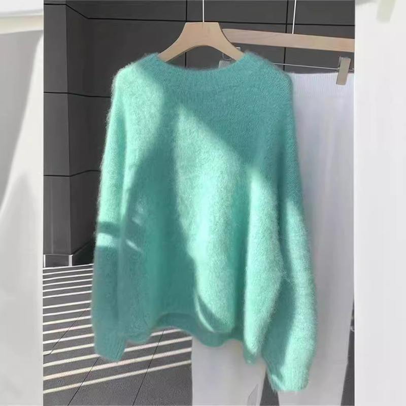 Gentle and Soft Green Raccoon Fur Sweater for Women, 2025 Autumn and Winter New Style, Lazy Style, High-End Knitted Sweater