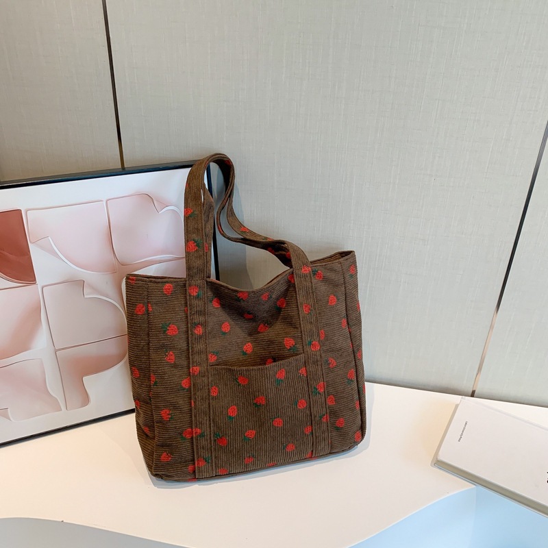 Bolsa de impresión de velcro versátil 2024 nueva bolsa de almacenamiento de gran capacidad de un solo hombro bolso de tela de fresa