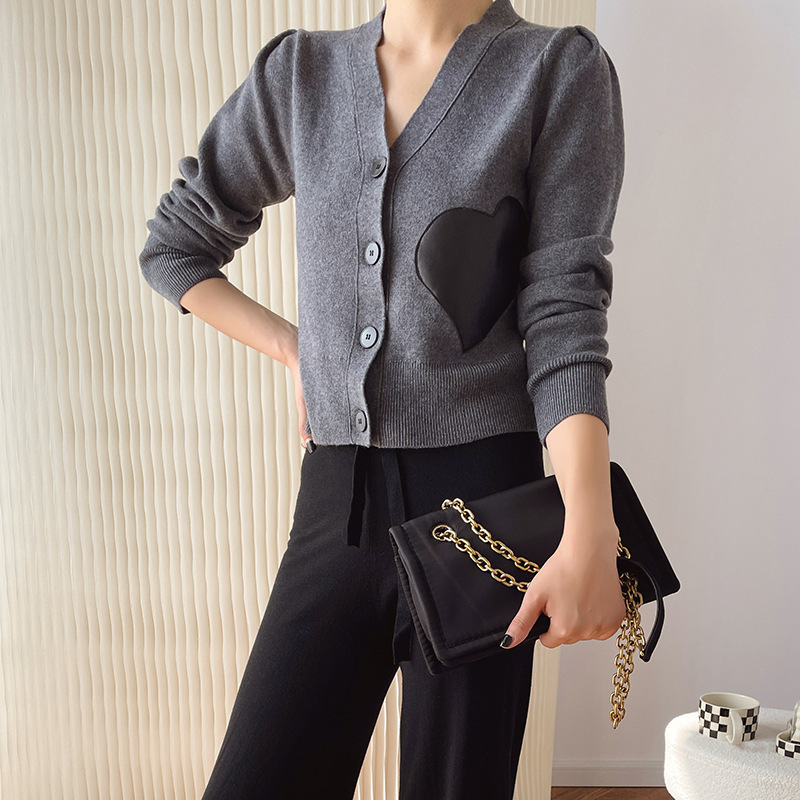 The 28 Law of Love Australian Wool Hearts Knitted Cardigan Short Sweater Jacket The 28 Law of Love Australian Wool Hearts Knitted Cardigan Short Sweater Jacket