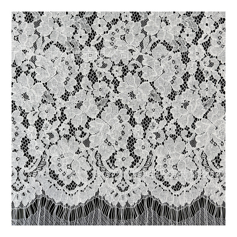 Tejido de encaje de pestañas de hebra 145 * 140cm encaje blanco y negro fábrica de albaricoques en stock de ropa de mujer tela de vestido