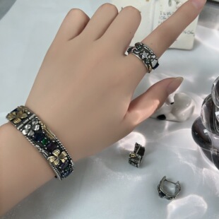 �925�y�m�Ų����C�ʵ����\���ƶ��hŮ�ٴ���������L��ָָ�h