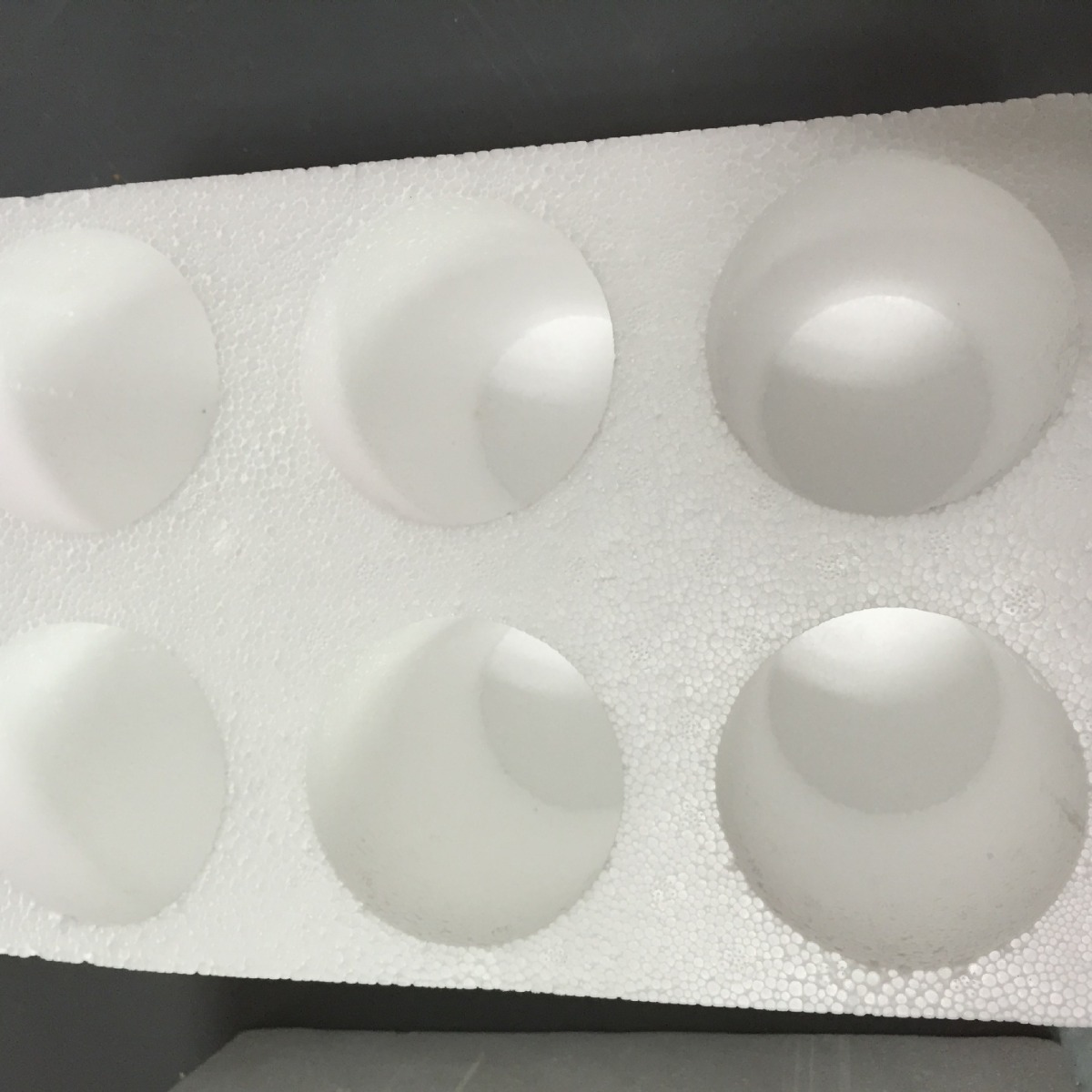 供应EEPS  白色发泡胶产品   EPS颗粒   锡膏箱泡沫