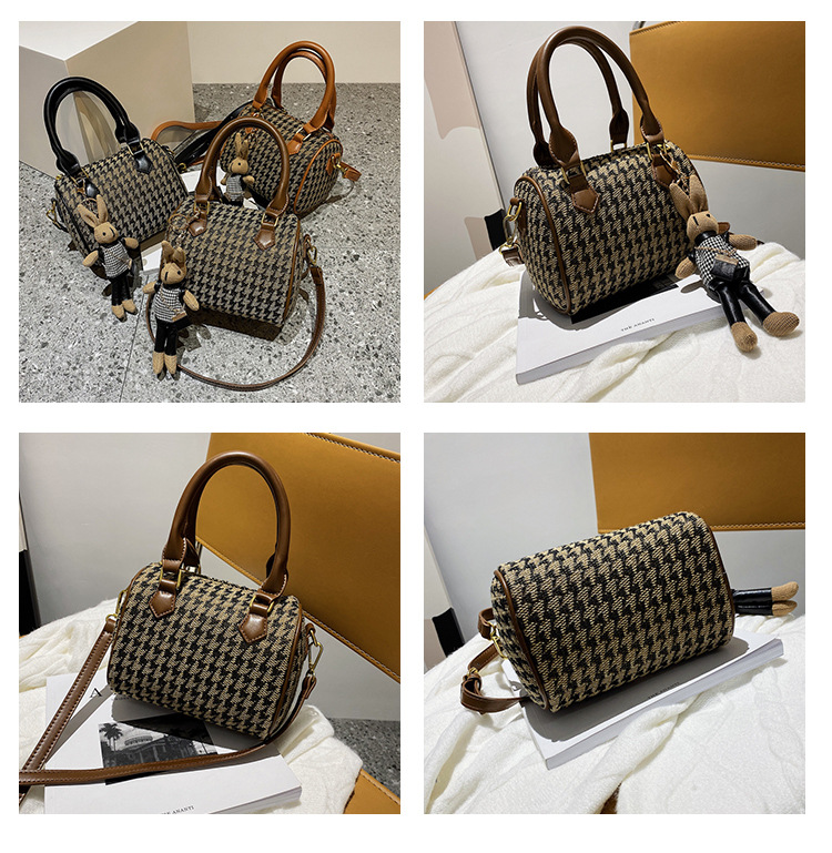 2021 New Bag Pillow Bag Houndstooth Portable Casual Fashion One-shoulder Messenger Bag display picture 15