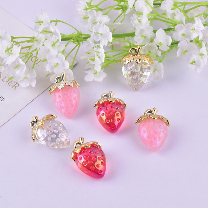 Resin Material 10 PCS/Package 23*32mm Resin Strawberry Pendant