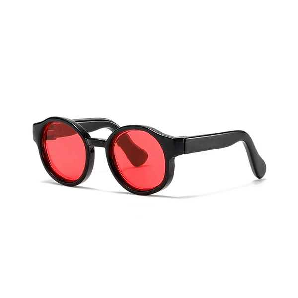 Medium 6.5 black frame red film