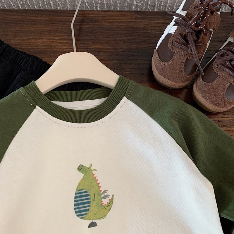 子供服男の子秋長袖Tシャツ2025春秋新作純綿ボトムシャツインナー春トップストレンディ|undefined