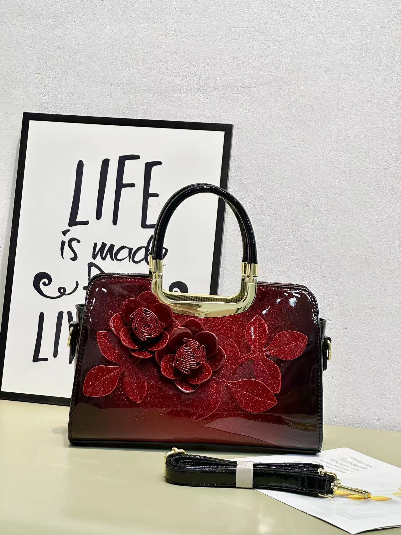 Bolso de rosa tridimensional hecho a mano textura ligero de lujo bolso de madre salvaje 2025 nuevo bolso de mujer de moda atmosférica