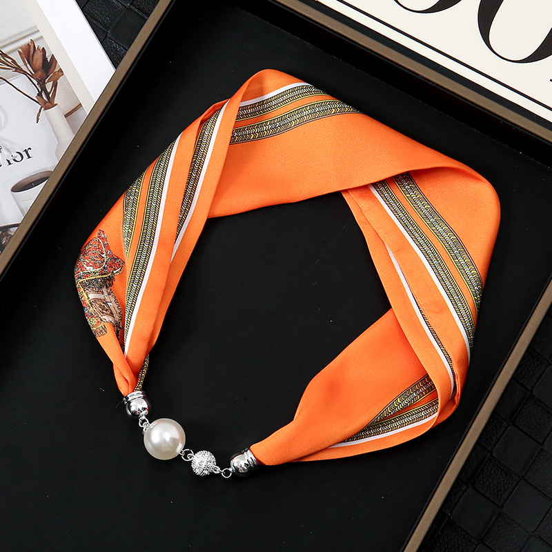 Nuevo clásico retro blanco y negro onda francesa punto de succión hebilla correa de cabello bufandas perezosas multipropósito temperamento collar clavícula hebilla