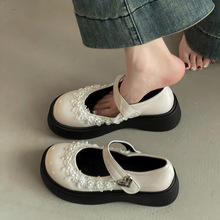 �����ٽzӢ���L���^СƤЬŮ�ļ��r�пێ���ϵjk��ȹ�Ӭ������Ь