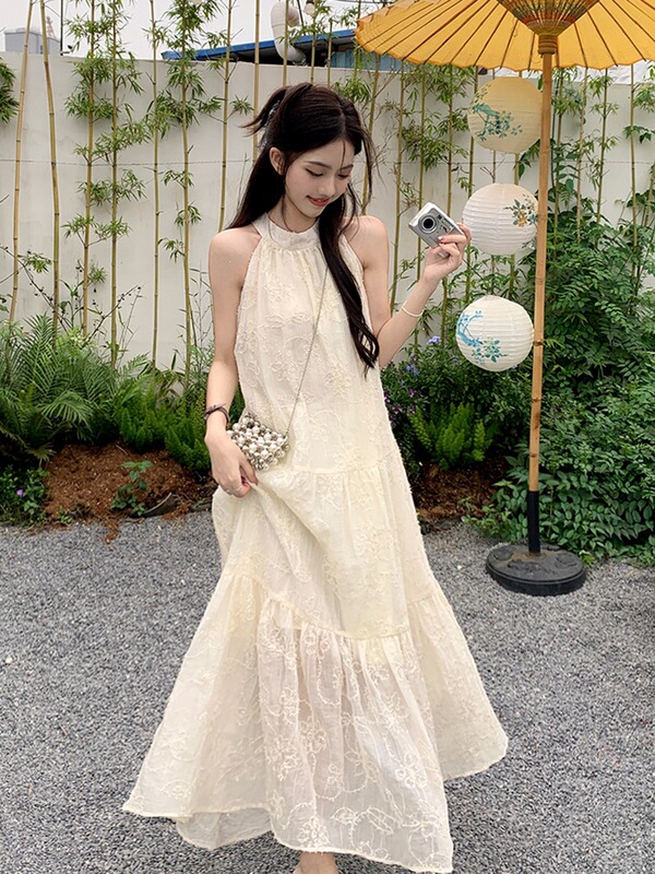 Resort-Style Long Dress for Women, French-Style High-End Halter Neck Dress, Summer Chiffon Dress, Gentle Style Embroidered A-Line Skirt Resort-Style Long Dress for Women, French-Style High-End Halter Neck Dress, Summer Chiffon Dress, Gentle Style Embroidered A-Line Skirt