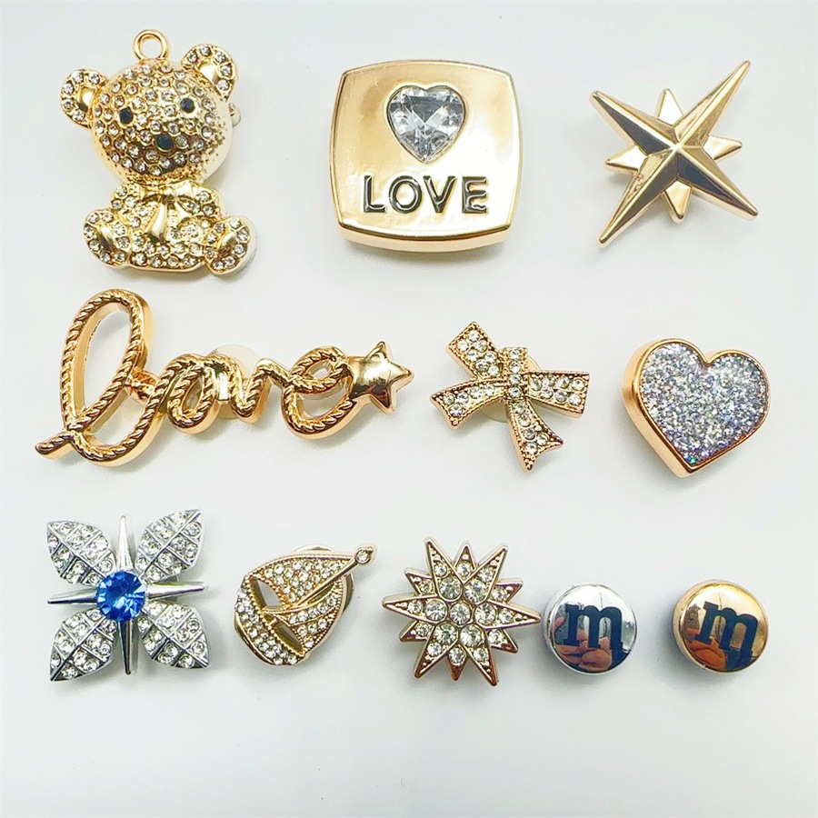 Cross-border cross hole shoes shoes flower conjoined DIY letters love pearl flower buckle accessories three-dimensional shoe buckle shoe accessories