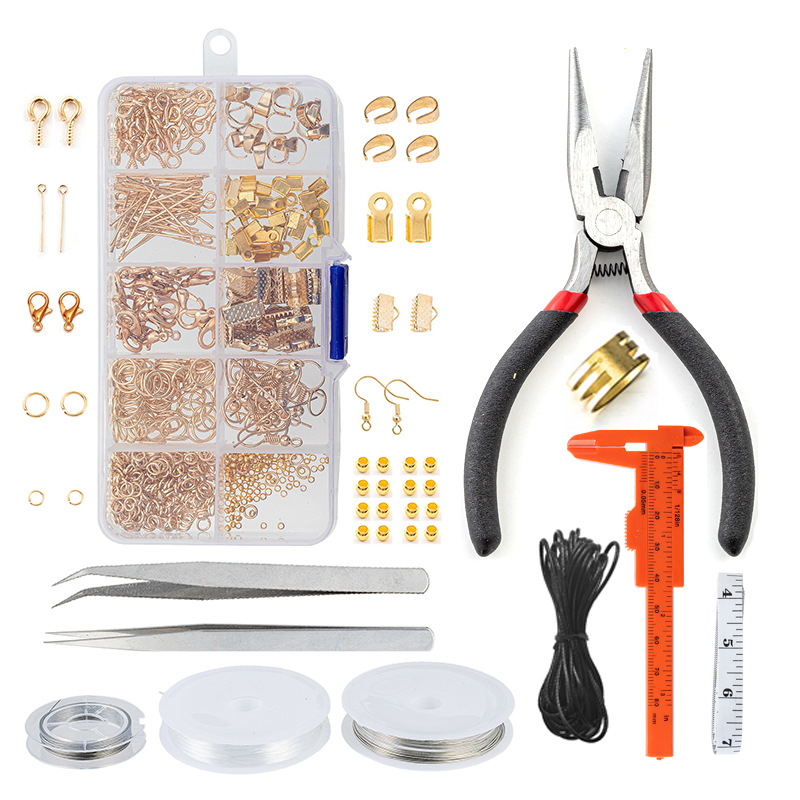Accessory with accessories