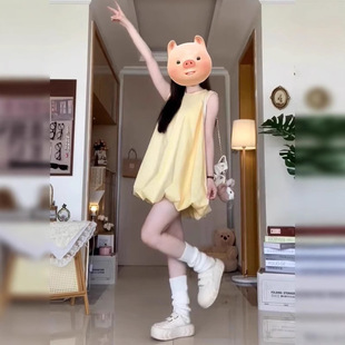 �Sɫ�o�䱳�������B��ȹ��Ů2025�ļ��¿߅�ȼ��L�������ȹ