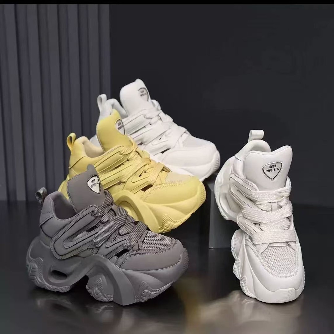 Nicho explosivo zapatos de papá para mujeres verano 2026 nuevos zapatos de papá transpirables universalmente zapatos deportivos de estudiantes zapatos casuales