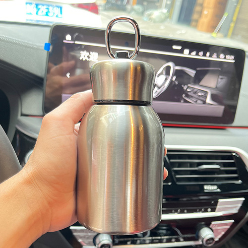 304 stainless steel small fat bean insulated cup with handle for outdoor use, portable pocket cup, double-layer vacuum on-the-go cup