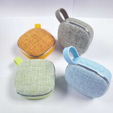 儿童故事机厂家迷你户外便携式插卡 蓝牙音响 X25布艺蓝牙音箱