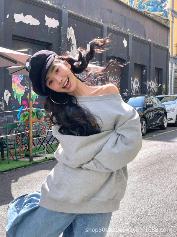 现货 易梦玲同款灰色斜肩长袖卫衣女秋季慵懒风宽松显瘦套头上衣|undefined