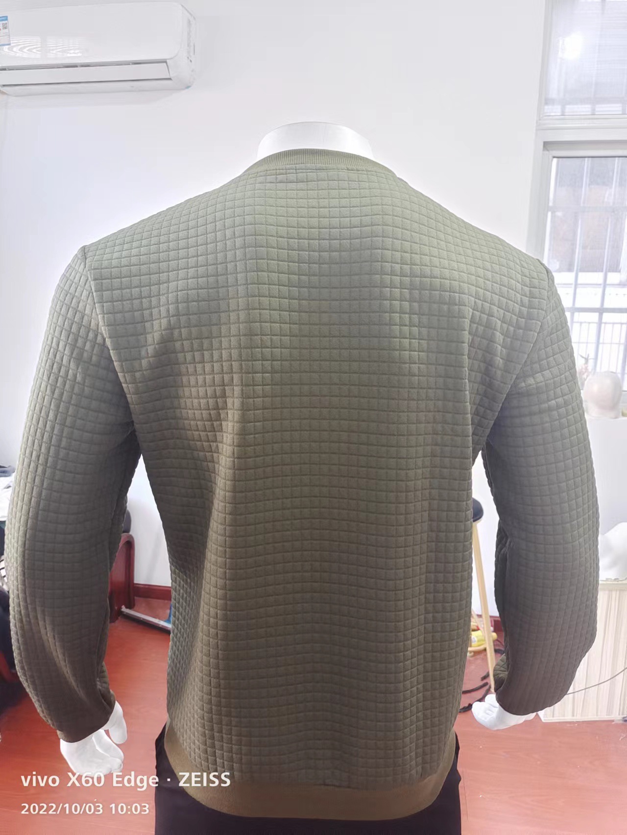 Long Sleeve Knitted T-shirt For Men Solid Colour Round Neck_voghion.com