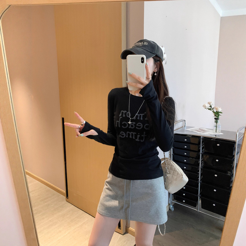 欧货设计感字母印花圆领长袖T恤女2025秋季薄款修身显瘦打底内搭|undefined