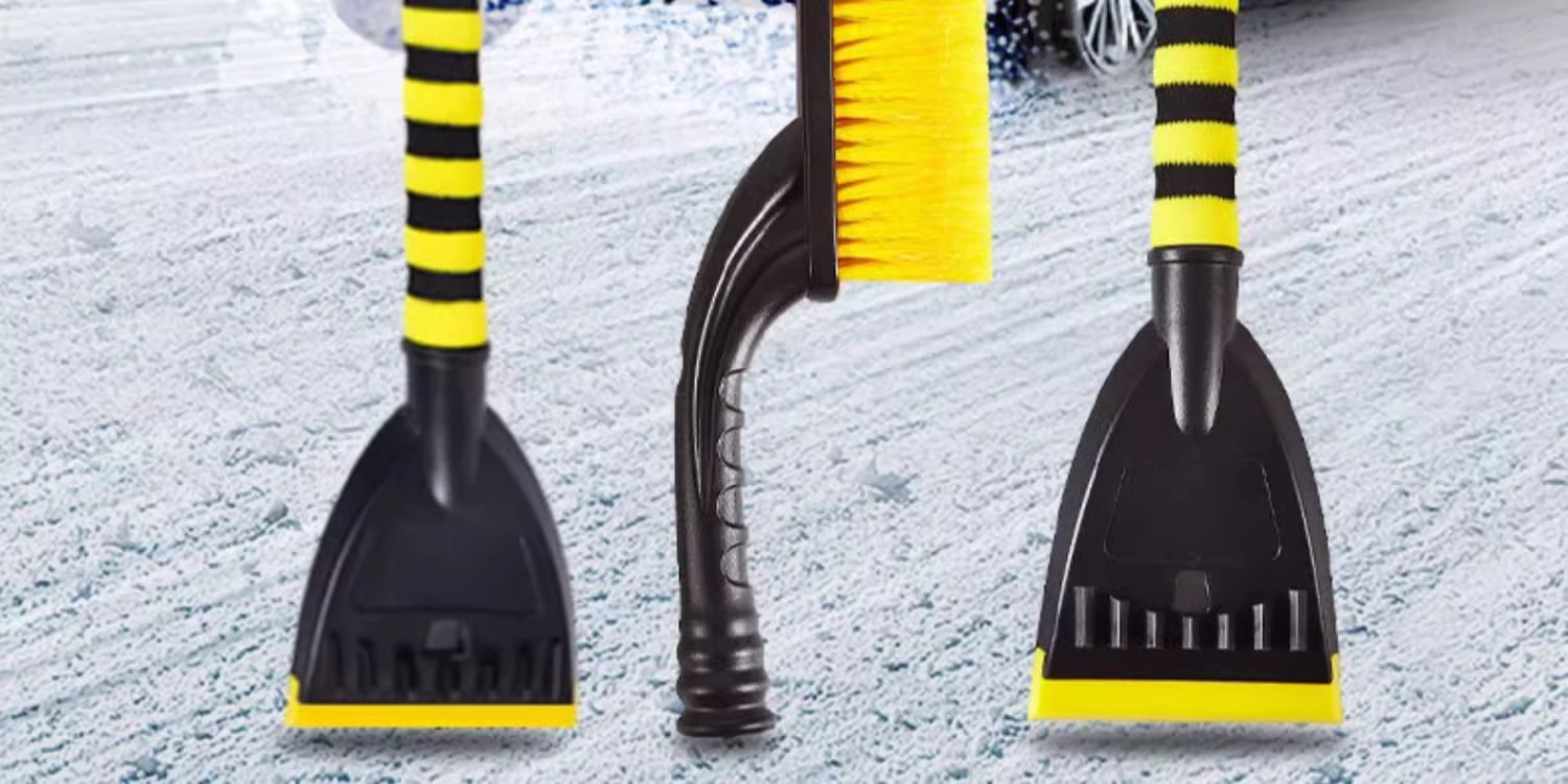 Snow removal artifact car defrosting shovel winter snow removal defrosting ice removal snow removal artifact car snow removal artifact does not hurt the car