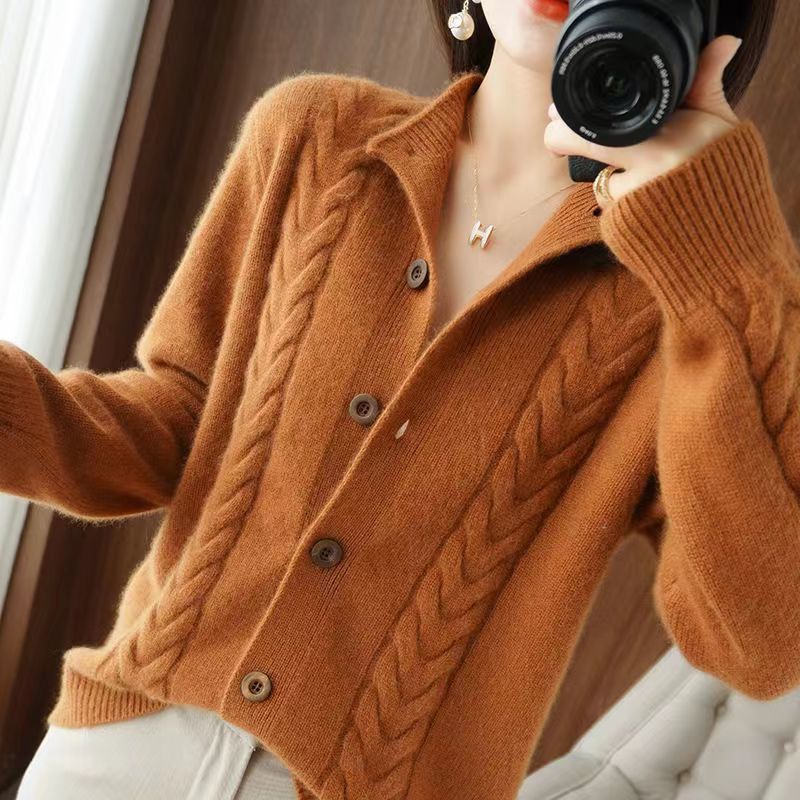 Cardigan Image 4