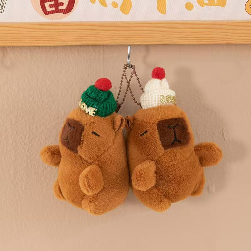 갈색 크리스마스 모자 카피바라