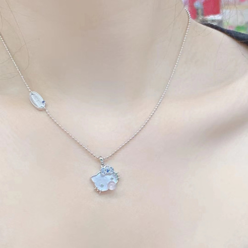 HelloKitty bubble gum necklace for women, light luxury niche Hello Kitty clavicle chain as a birthday gift for best friend and girlfriend