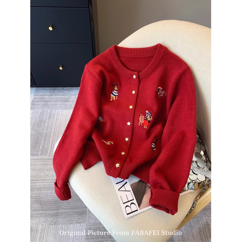 Fashionable Retro Christmas Red Puppy Embroidered Knitted Cardigan Women's Design Sense Five-pointed Star Button Sweater Coat Spring and Autumn
